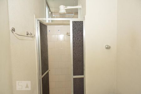 Banheiro de apartamento para alugar com 1 quarto, 34m² em Cocotá, Rio de Janeiro