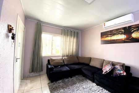 Sala de casa à venda com 3 quartos, 110m² em Santos Dumont, São Leopoldo