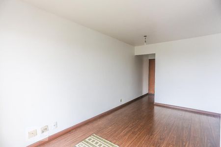 Sala de Estar de apartamento para alugar com 3 quartos, 54m² em Vila Butantã, São Paulo