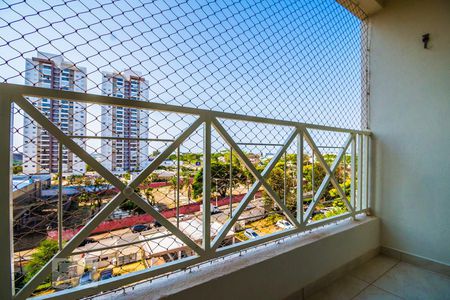 Varanda da Sala de apartamento para alugar com 3 quartos, 71m² em Mansões Santo Antônio, Campinas