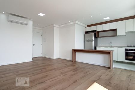 Sala de apartamento à venda com 1 quarto, 60m² em Alphaville Empresarial, Barueri