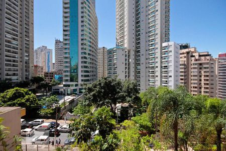 Vista de apartamento à venda com 2 quartos, 102m² em Consolação, São Paulo