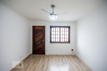 Sala de casa de condomínio para alugar com 2 quartos, 80m² em Horto Florestal, São Paulo