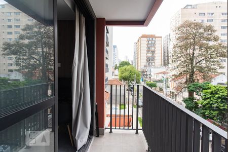 Varanda de kitnet/studio para alugar com 1 quarto, 24m² em Vila Mariana, São Paulo