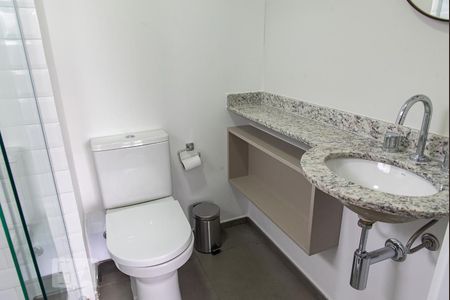 Banheiro de kitnet/studio para alugar com 1 quarto, 24m² em Vila Mariana, São Paulo