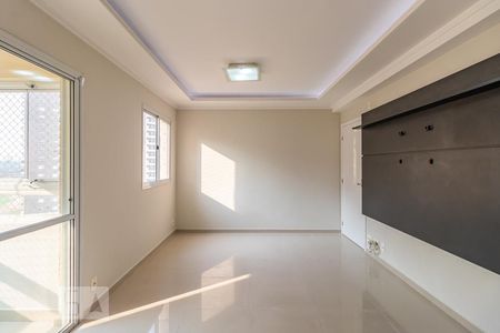 Sala de apartamento para alugar com 3 quartos, 73m² em Tamboré, Barueri