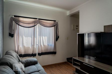 Casa de condomínio para alugar com 109m², 2 quartos e 3 vagasSala