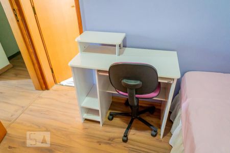 Casa de condomínio para alugar com 109m², 2 quartos e 3 vagas Casa de condomínio para alugar com 109m², 2 quartos e 3 vagasEscrivaninha