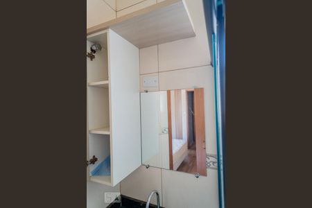 Casa de condomínio para alugar com 109m², 2 quartos e 3 vagas Casa de condomínio para alugar com 109m², 2 quartos e 3 vagasEspelho