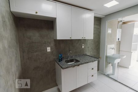 Cozinha de apartamento à venda com 2 quartos, 57m² em Vila Ipojuca, São Paulo