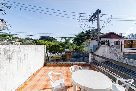 Varanda de casa à venda com 3 quartos, 137m² em Vila Madalena, São Paulo
