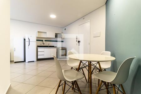 Cozinha de apartamento para alugar com 2 quartos, 51m² em Centro, São Paulo