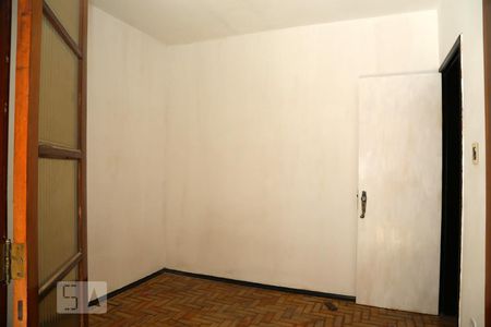 Quarto 1 de casa à venda com 3 quartos, 140m² em Jardim Santa Terezinha, Taboão da Serra