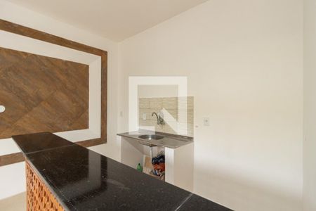 Detalhe da Sala/Cozinha de kitnet/studio para alugar com 1 quarto, 50m² em Senador Vasconcelos, Rio de Janeiro