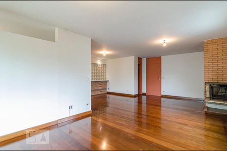 Sala de apartamento para alugar com 3 quartos, 144m² em Vila Madalena, São Paulo