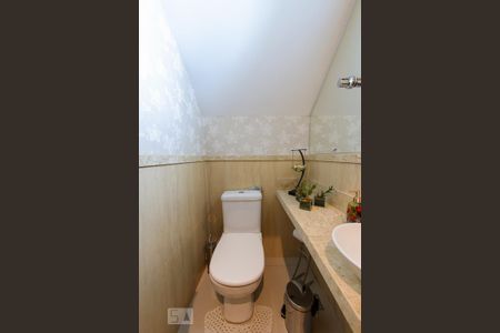 Casa à venda com 150m², 3 quartos e 4 vagas Casa à venda com 150m², 3 quartos e 4 vagasLavabo