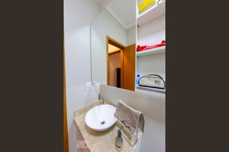 Casa à venda com 150m², 3 quartos e 4 vagas Casa à venda com 150m², 3 quartos e 4 vagasBanheiro da Suite 2