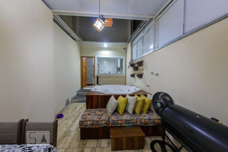 Casa à venda com 150m², 3 quartos e 4 vagas Casa à venda com 150m², 3 quartos e 4 vagasArea externa