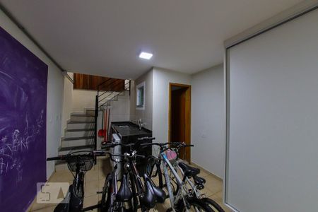Casa à venda com 150m², 3 quartos e 4 vagas Casa à venda com 150m², 3 quartos e 4 vagasGaragem