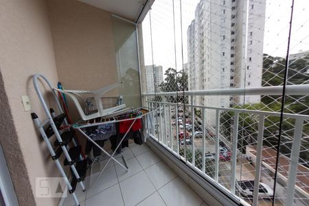 Sacada da Sala de apartamento à venda com 3 quartos, 65m² em Jardim Íris, São Paulo