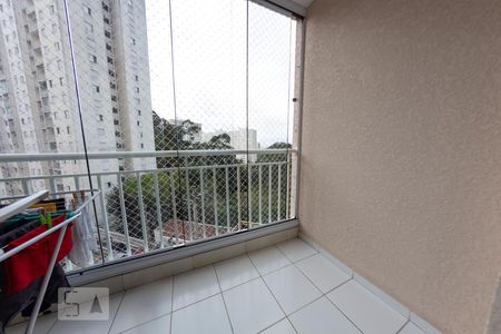 Sacada da Sala de apartamento à venda com 3 quartos, 65m² em Jardim Íris, São Paulo