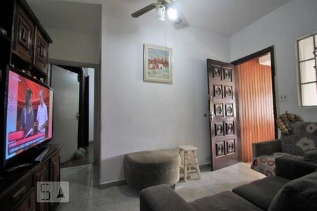 Sala de tv de casa à venda com 2 quartos, 140m² em Vila Morse, São Paulo