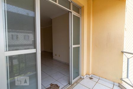 Sacada de apartamento para alugar com 3 quartos, 100m² em Santa Mônica, Uberlândia