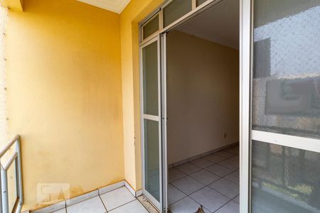 Sacada de apartamento para alugar com 3 quartos, 100m² em Santa Mônica, Uberlândia