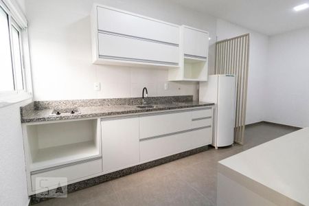 Cozinha de apartamento para alugar com 1 quarto, 33m² em Saco dos Limões, Florianópolis