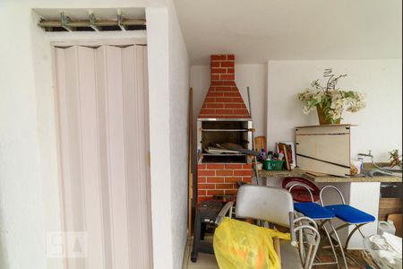 Casa à venda com 295m², 5 quartos e 3 vagas Casa à venda com 295m², 5 quartos e 3 vagasChurrasqueira