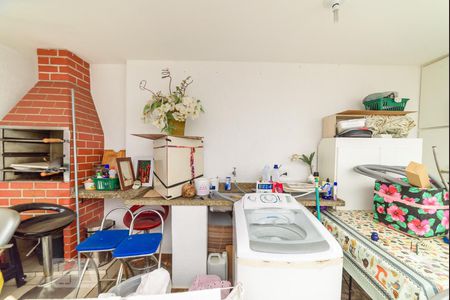 Casa à venda com 295m², 5 quartos e 3 vagas Casa à venda com 295m², 5 quartos e 3 vagasÁrea de Serviço