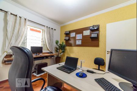 Casa à venda com 295m², 5 quartos e 3 vagas Casa à venda com 295m², 5 quartos e 3 vagasEscritório