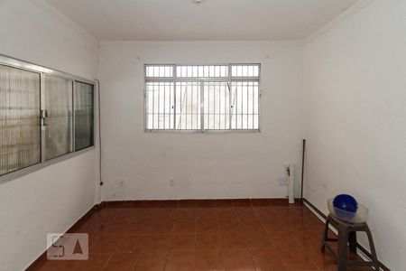 Sala de casa à venda com 2 quartos, 100m² em São Lucas, São Paulo