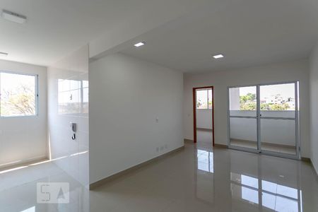 Sala de apartamento à venda com 2 quartos, 60m² em Rio Branco, Belo Horizonte