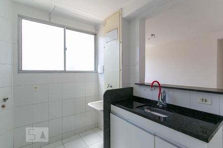 Apartamento à venda com 57m², 2 quartos e 1 vaga Apartamento à venda com 57m², 2 quartos e 1 vagaCozinha e Área de Serviço