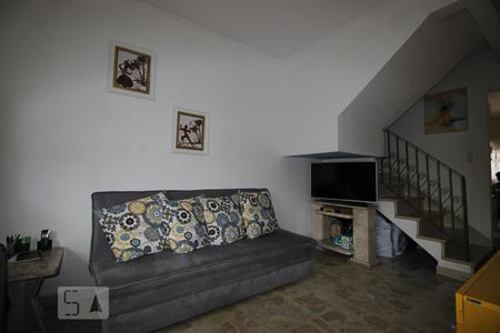 Sala de casa à venda com 5 quartos, 200m² em Vila Vessoni, São Paulo