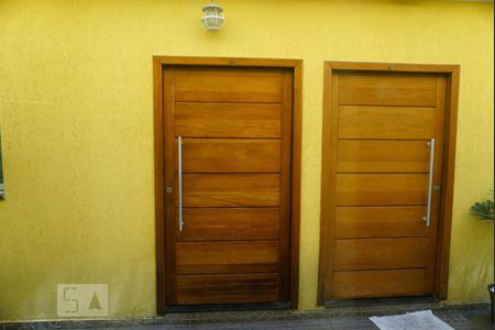 Vista da Sala de casa de condomínio para alugar com 3 quartos, 65m² em Vila Pierina, São Paulo