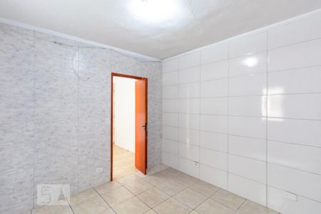 Quarto de casa para alugar com 1 quarto, 30m² em Parque Boturussu, São Paulo