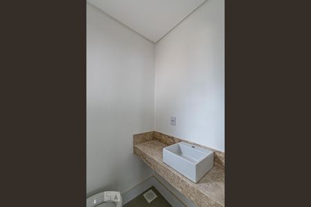 Lavabo de casa de condomínio à venda com 3 quartos, 290m² em Pedra Redonda, Porto Alegre