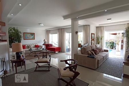 Sala de casa de condomínio à venda com 5 quartos, 420m² em Alphaville, Santana de Parnaíba