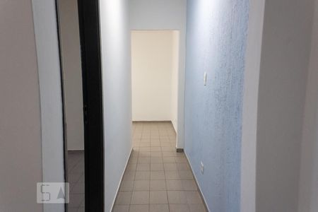 Corredor de Acesso de casa para alugar com 1 quarto, 35m² em Vila São Domingos, São Paulo