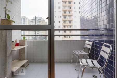 Sacada de apartamento à venda com 3 quartos, 80m² em Vila Pompéia, São Paulo