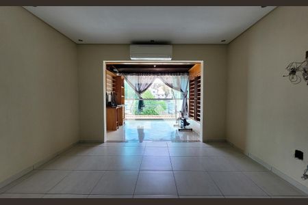 Sala de casa para alugar com 3 quartos, 200m² em Parque das Nações, Santo André