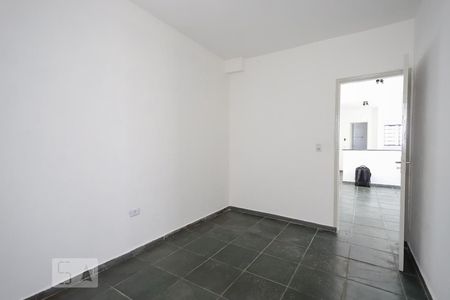 Quarto 1 de apartamento para alugar com 2 quartos, 50m² em Vila Maria Luisa, São Paulo