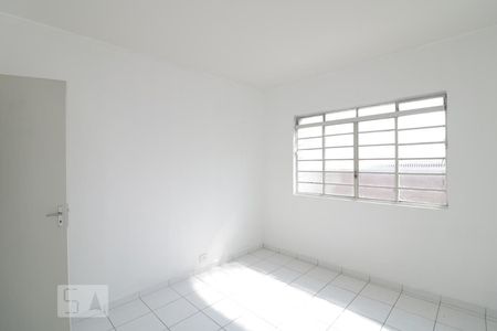 Quarto de kitnet/studio para alugar com 1 quarto, 30m² em Vila Sao Geraldo, São Paulo