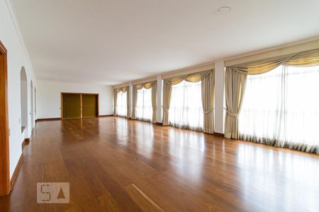 Apartamento para alugar com 611m², 4 quartos e 3 vagasSala