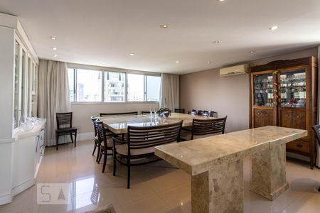 Sala de apartamento à venda com 4 quartos, 268m² em Itaim Bibi, São Paulo