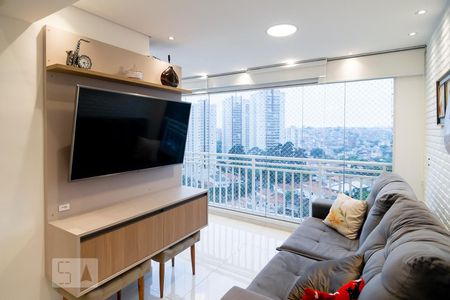 Sala TV / Varanda de apartamento à venda com 2 quartos, 65m² em Jardim Marajoara, São Paulo