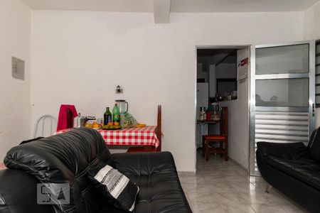 Sala de casa à venda com 4 quartos, 300m² em Vila Campestre, São Paulo