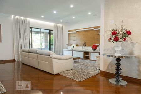 Sala 1 de casa de condomínio à venda com 5 quartos, 836m² em Barra da Tijuca, Rio de Janeiro